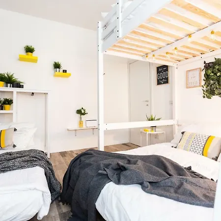 Apartamento Mamiani 2 *